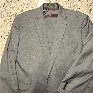 Ralph Lauren gray suit 52R, worn 3 shirts times